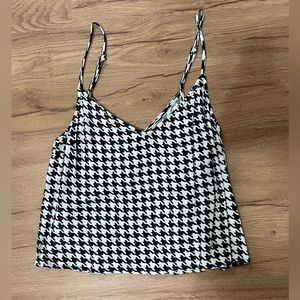 NWOT kendall & kylie houndstooth tank